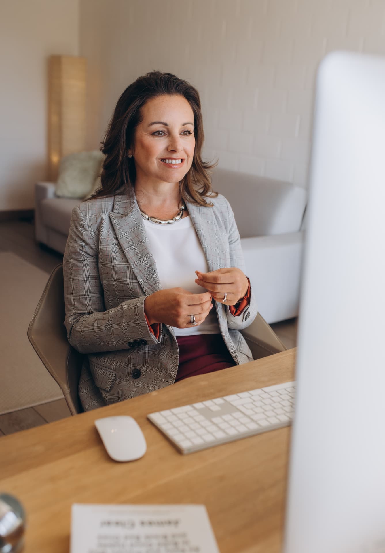 Rachel Sheehan in conversation with a client